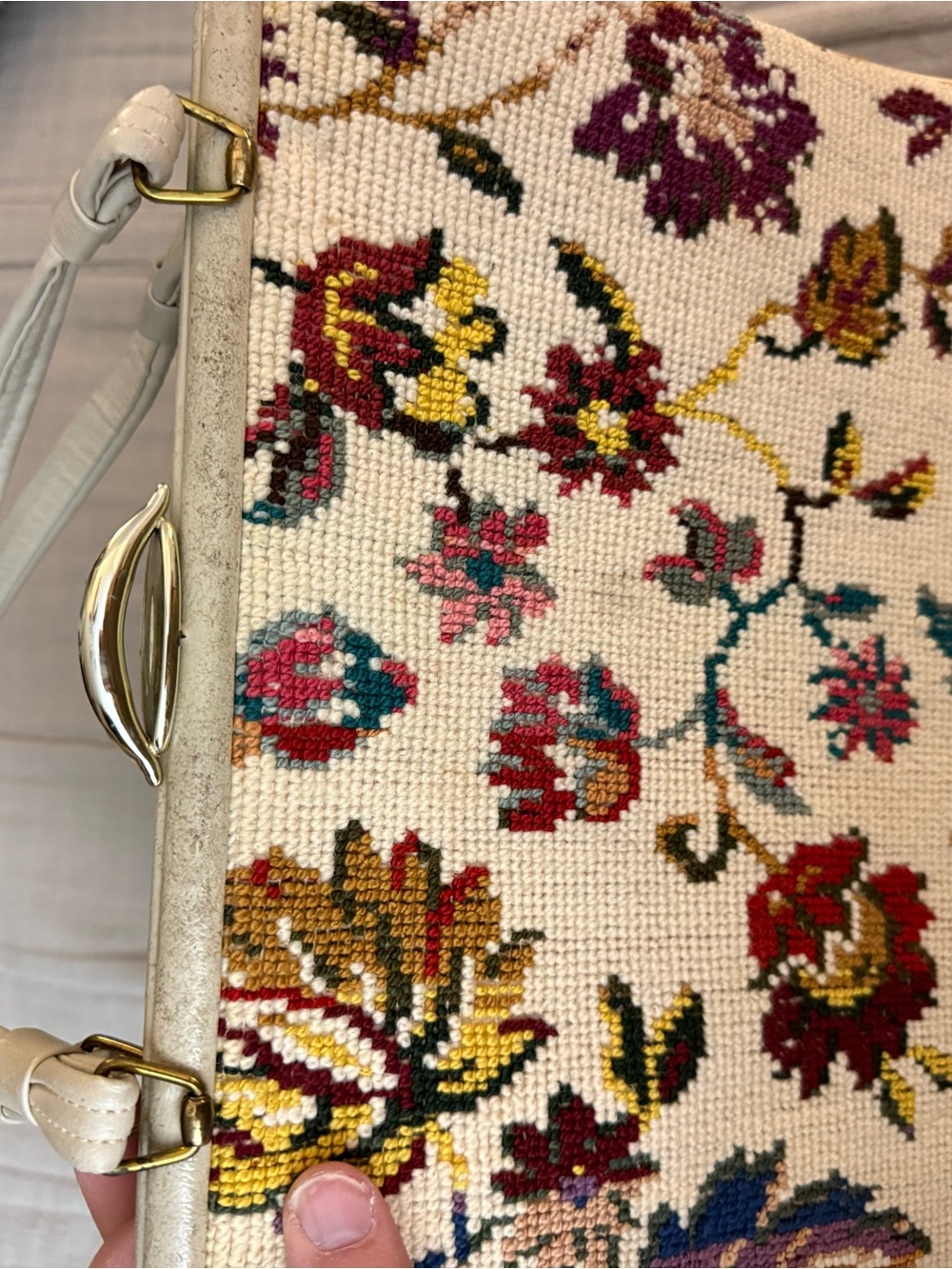 Vintage 1960’s Cream Floral Tapestry Top-Handle Bag - Picture 6 of 8